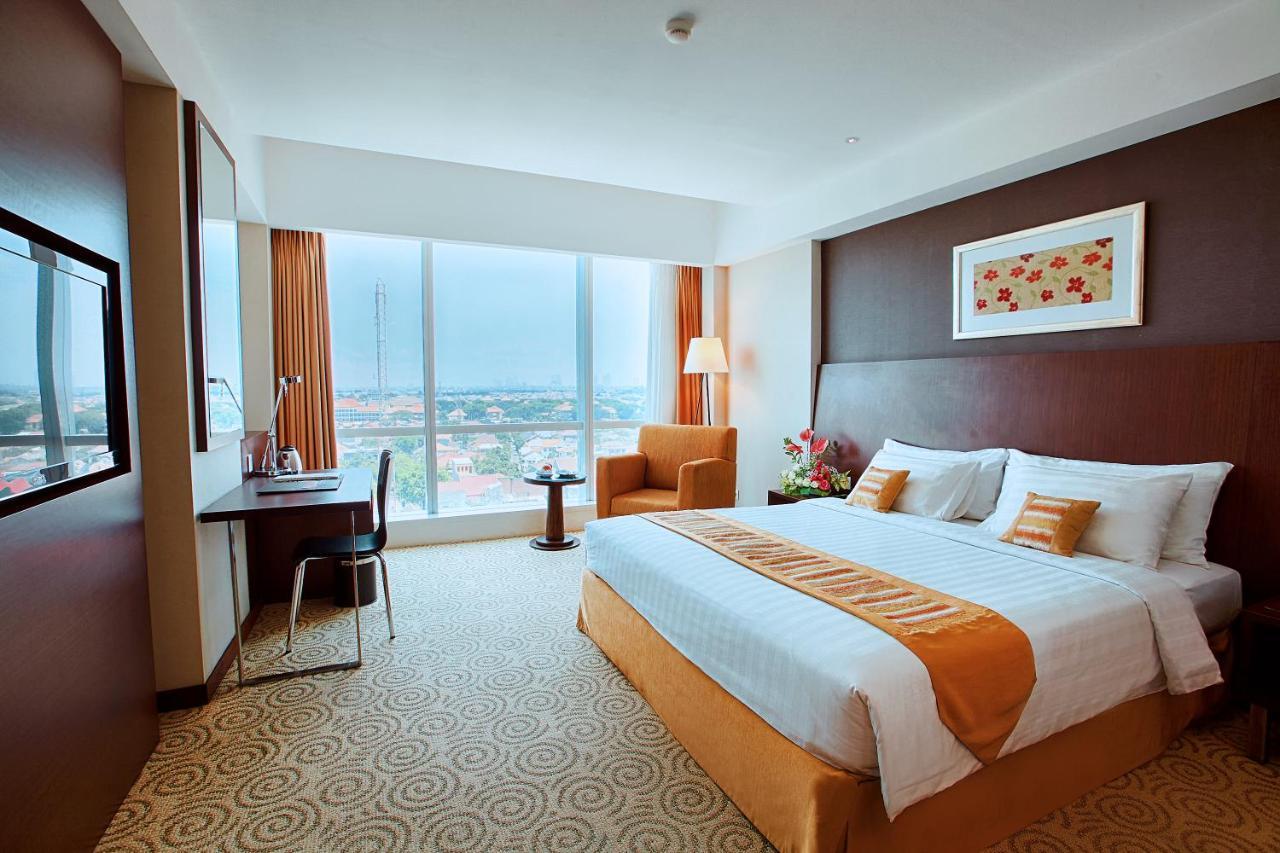 The Alana Surabaya Hotel Exterior photo
