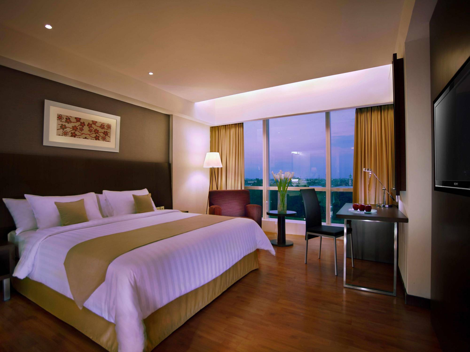 The Alana Surabaya Hotel Exterior photo