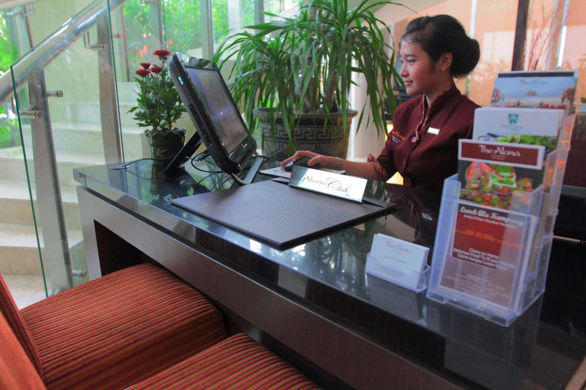 The Alana Surabaya Hotel Exterior photo