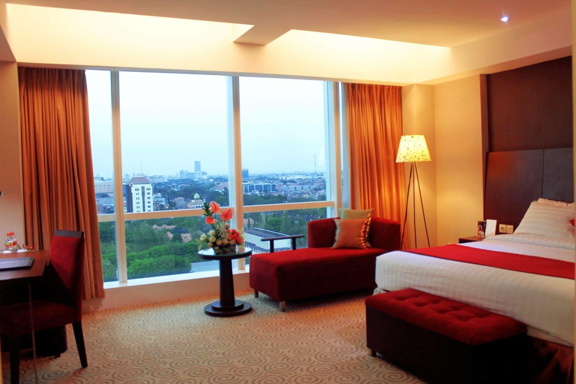 The Alana Surabaya Hotel Exterior photo