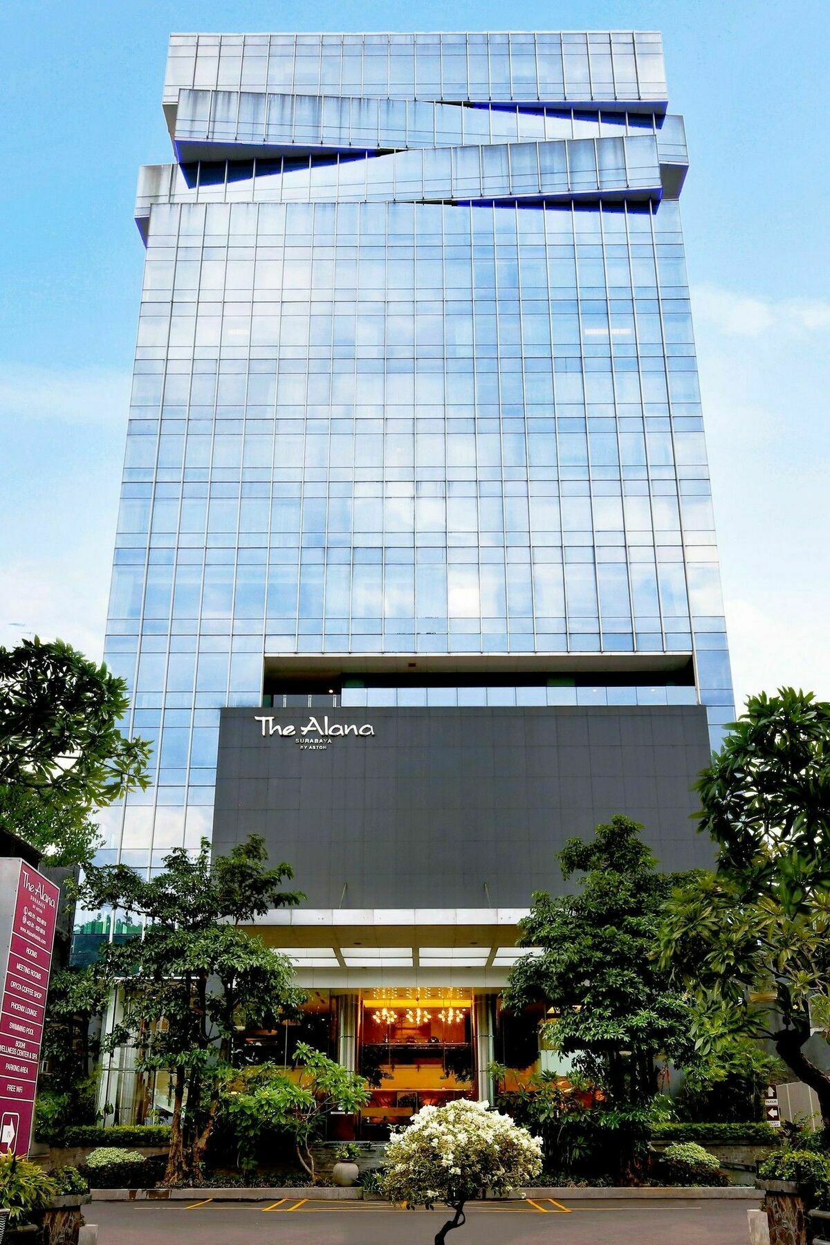 The Alana Surabaya Hotel Exterior photo